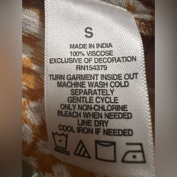 NWT Aeropostale cream lace and orangey floral v-neck baby doll cami. Size small. - Picture 8 of 8